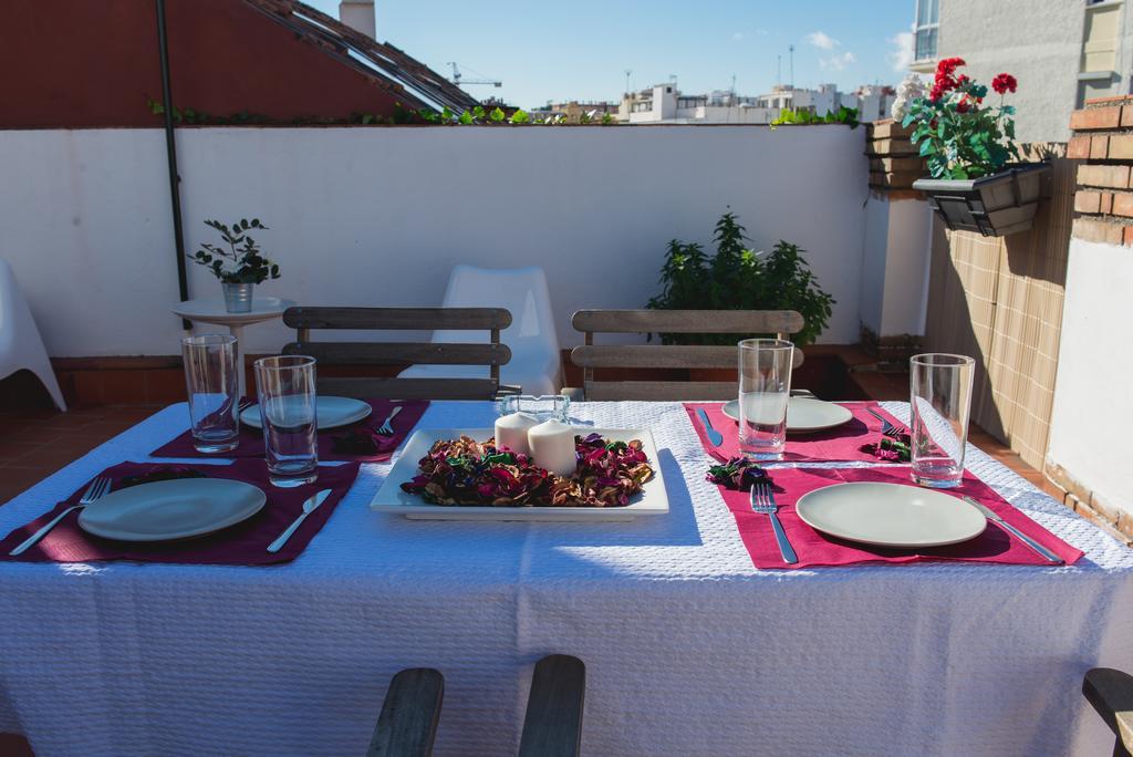 Ab Apartamentos Trinidad Malaga Exterior photo